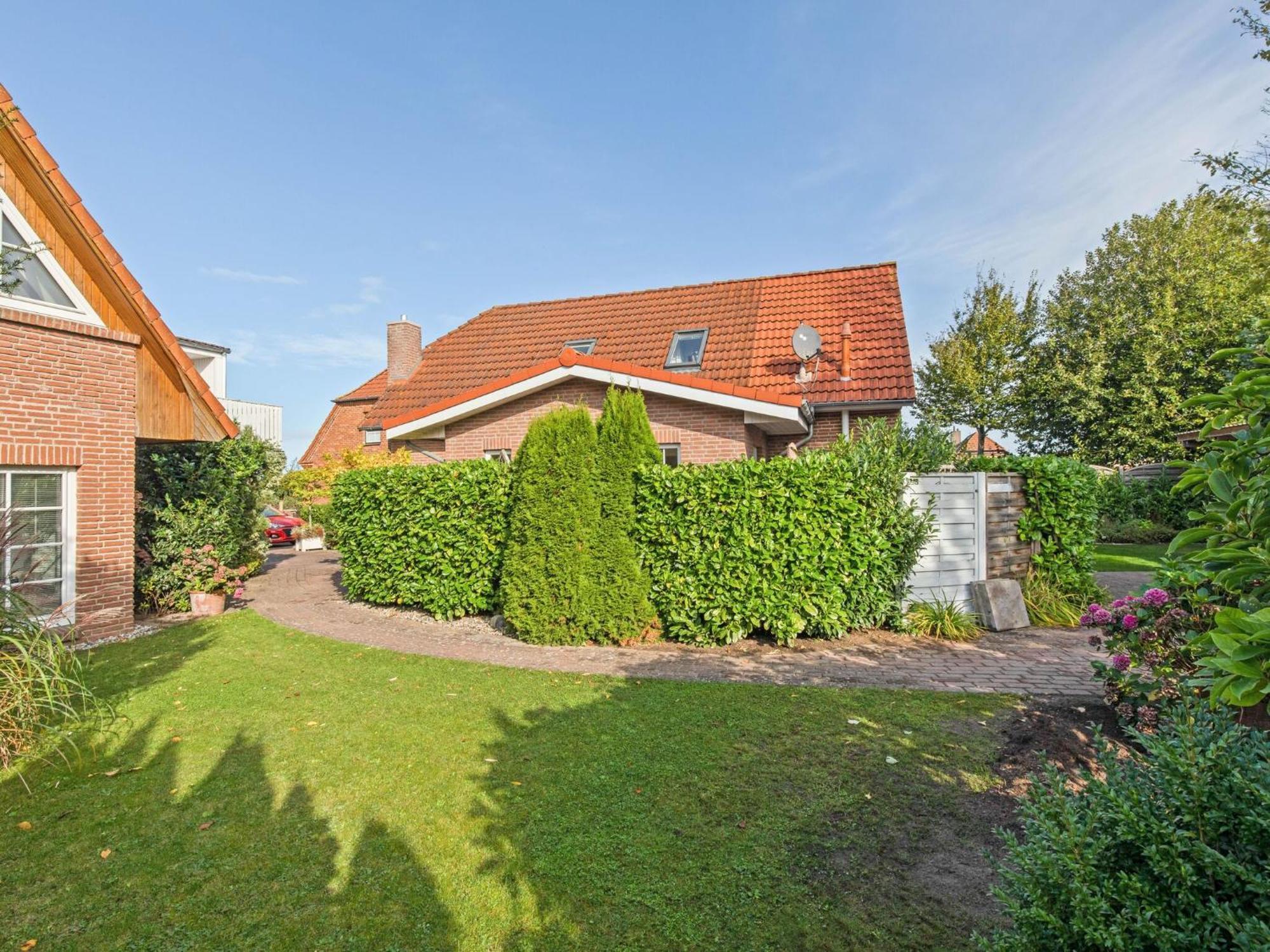 Enticing Holiday Home In Oldenburg With Garden Near Sea Dannau Εξωτερικό φωτογραφία