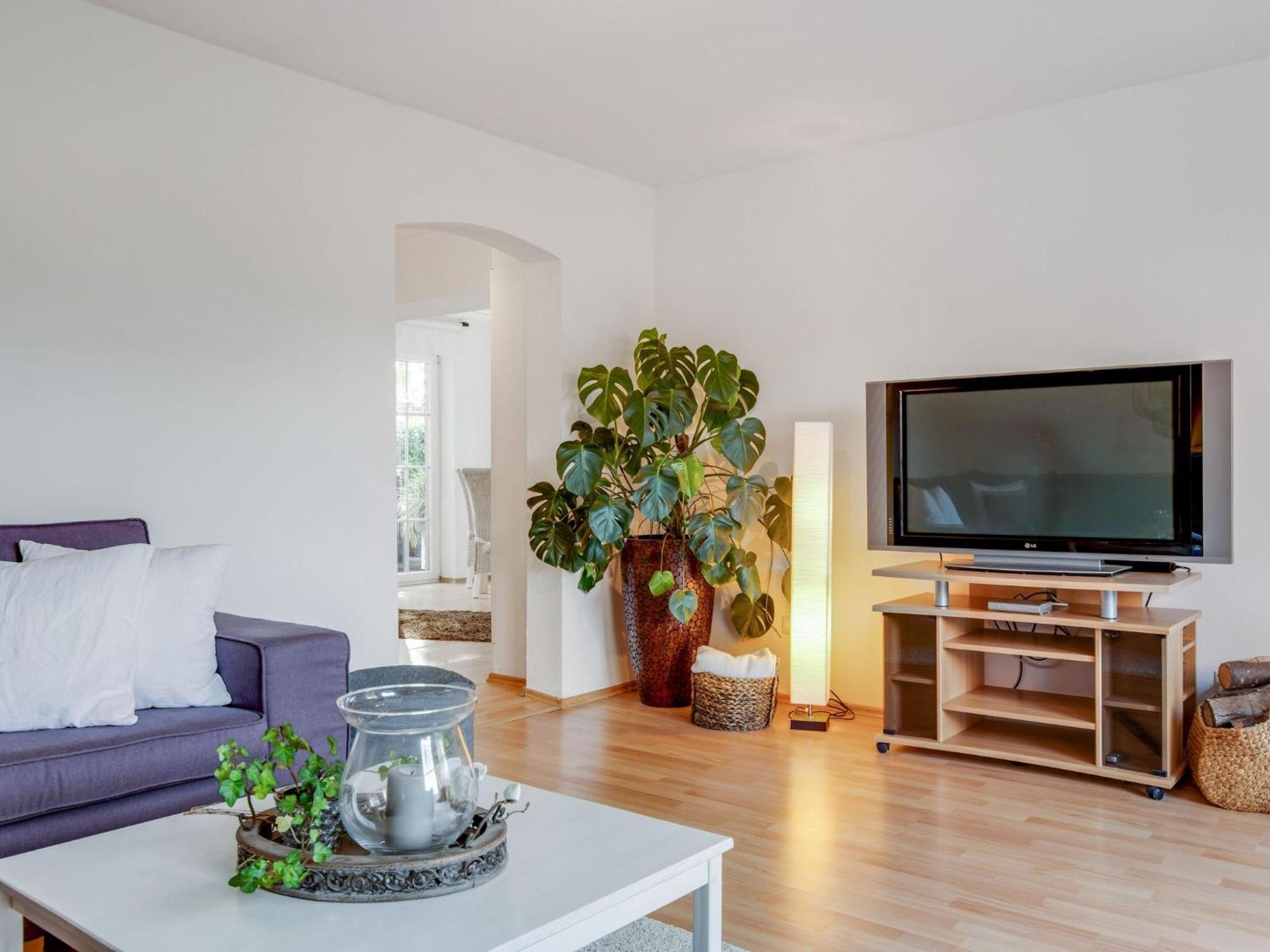 Enticing Holiday Home In Oldenburg With Garden Near Sea Dannau Εξωτερικό φωτογραφία
