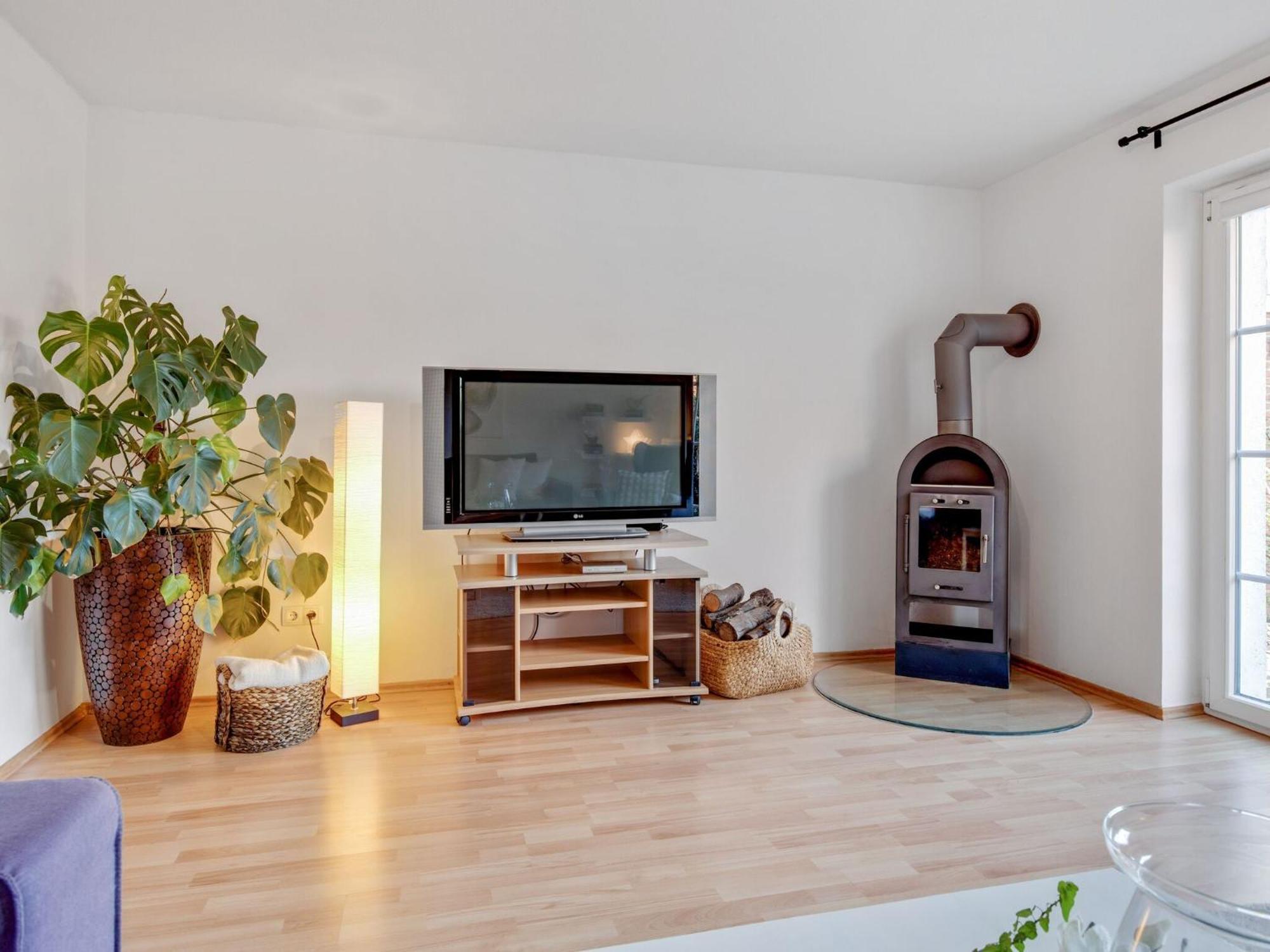 Enticing Holiday Home In Oldenburg With Garden Near Sea Dannau Εξωτερικό φωτογραφία